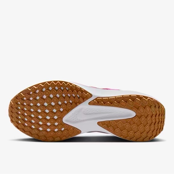 Nike🌿Nike Quest 6 Road Running Shoes - Picture 4 of 9